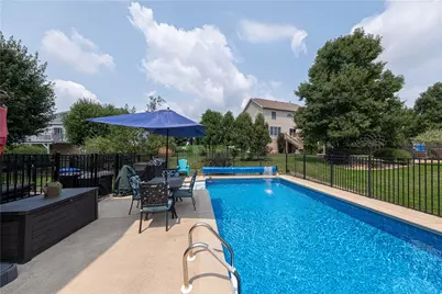 740 Muirfield Dr, Hempfield Township, PA 15601 - Photo 35