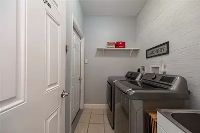 740 Muirfield Dr, Hempfield Township, PA 15601 - Photo 15