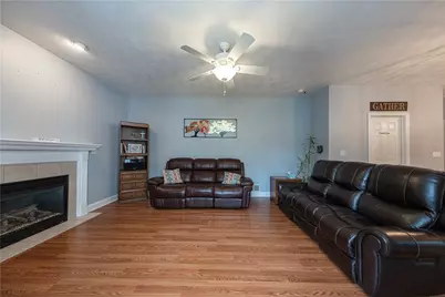 740 Muirfield Dr, Hempfield Township, PA 15601 - Photo 13