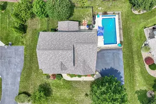 740 Muirfield Dr, Hempfield Township, PA 15601 - Photo 37