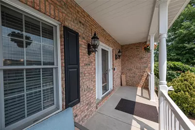 740 Muirfield Dr, Hempfield Township, PA 15601 - Photo 3