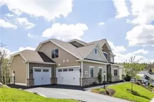 494 Harvest View Dr, Peters Township, PA 15367 - Photo 3