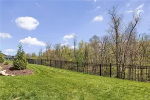 494 Harvest View Dr, Peters Township, PA 15367 - Photo 33