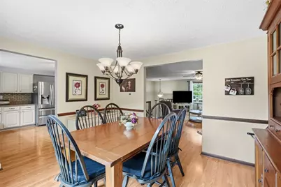 4996 Graphic Dr, Hampton, PA 15044 - Photo 5