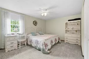4996 Graphic Dr, Hampton, PA 15044 - Photo 11