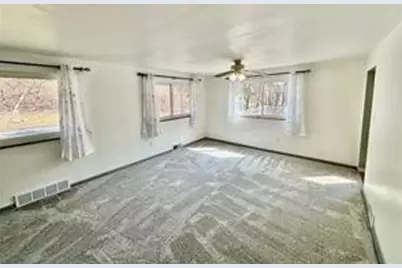 945 Stanton Ave, Pittsburgh, PA 15209 - Photo 5
