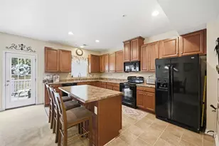 1014 Grey Fox Cir, Collier Township, PA 15017 - Photo 35