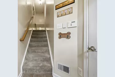 1014 Grey Fox Circle, Collier Township, PA 15017 - Photo 7