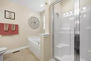 1014 Grey Fox Cir, Collier Township, PA 15017 - Photo 23
