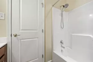 1014 Grey Fox Cir, Collier Township, PA 15017 - Photo 11