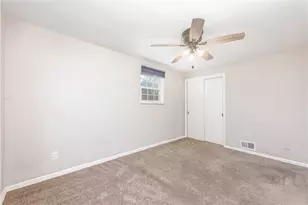 1361 Pesavento Dr, Bridgeville, PA 15017 - Photo 19