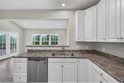 4003 Weatherburn Dr, Middlesex Township, PA 16059 - Photo 15