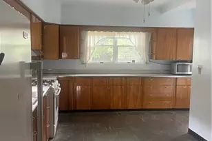 536 Adams St, Rochester, PA 15074 - Photo 9