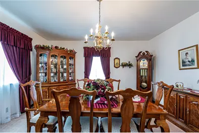 512 Pennsylvania Ave, Connellsville, PA 15631 - Photo 9