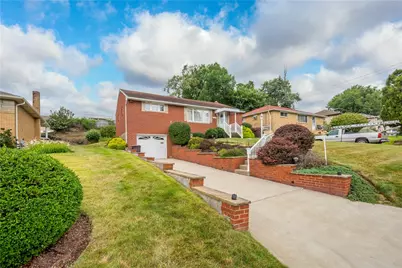 5260 Blossom Rd, Pittsburgh, PA 15236 - Photo 3