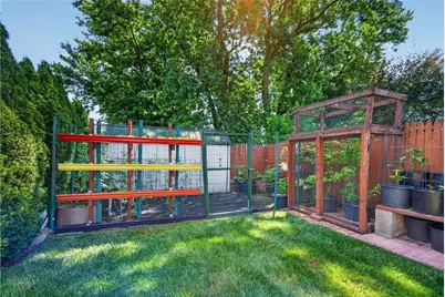 317 Laurel Dr, Pittsburgh, PA 15236 - Photo 5