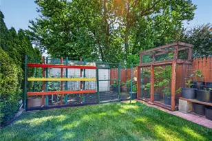 317 Laurel Dr, Pittsburgh, PA 15236 - Photo 5