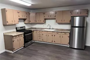 318 Main St, Wampum, PA 16157 - Photo 11