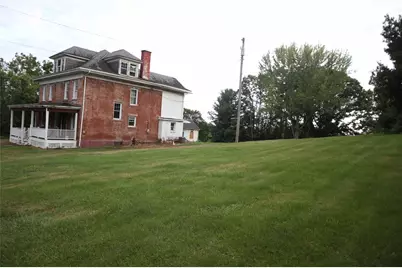 847 Old National Pike, Centerville, PA 15417 - Photo 3