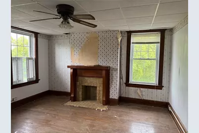 847 Old National Pike, Centerville, PA 15417 - Photo 23