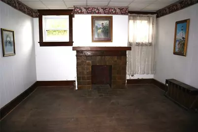 847 Old National Pike, Centerville, PA 15417 - Photo 17