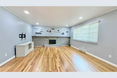 4774 Beall Dr, Pittsburgh, PA 15236 - Photo 5