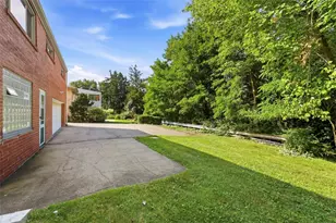 4774 Beall Dr, Pittsburgh, PA 15236 - Photo 33