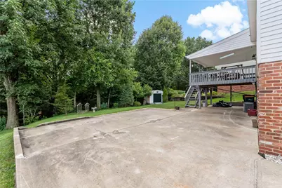 86 Fawnvue Dr, Robinson Twp, PA 15136 - Photo 23
