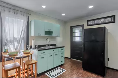 321 Hazel Ave, Ellwood City, PA 16117 - Photo 21