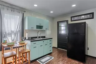 321 Hazel Ave, Ellwood City, PA 16117 - Photo 21