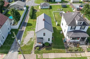 321 Hazel Ave, Ellwood City, PA 16117 - Photo 39