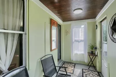 321 Hazel Ave, Ellwood City, PA 16117 - Photo 11
