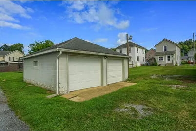 321 Hazel Ave, Ellwood City, PA 16117 - Photo 43