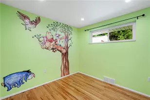 3190 Mayflower Dr, Pittsburgh, PA 15227 - Photo 13