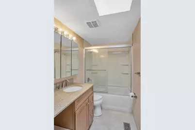 421 Rampart Blvd, Pittsburgh, PA 15068 - Photo 19