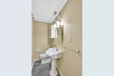 421 Rampart Blvd, Pittsburgh, PA 15068 - Photo 31