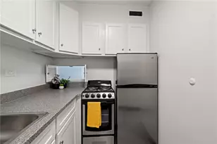 112 Washington Pl, Downtown Pgh, PA 15219 - Photo 15