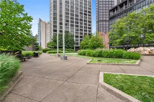 112 Washington Pl, Downtown Pgh, PA 15219 - Photo 29