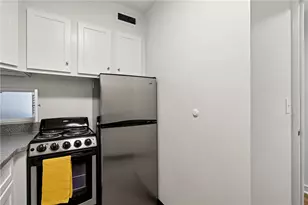 112 Washington Pl, Downtown Pgh, PA 15219 - Photo 17