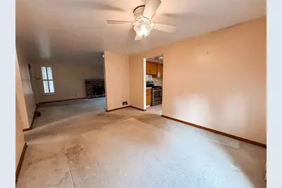 2218 Cypress Dr, White Oak, PA 15131 - Photo 9