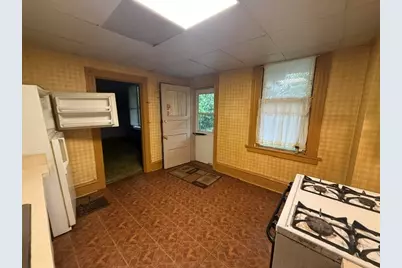 617 Florence Ave, Pittsburgh, PA 15202 - Photo 5