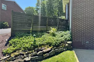 135 Hampton Ct, Twp of But SW, PA 16002 - Photo 33