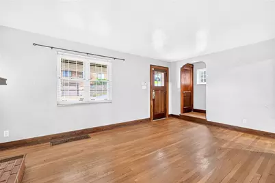 116 Lansing, Ross Twp, PA 15229 - Photo 9