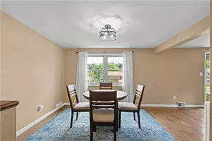 4756 Woodhill Dr, Munhall, PA 15120 - Photo 9