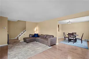 4756 Woodhill Dr, Munhall, PA 15120 - Photo 5
