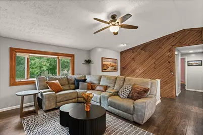 443 Deerfield Drive, Cranberry Township, PA 16066 - Photo 7