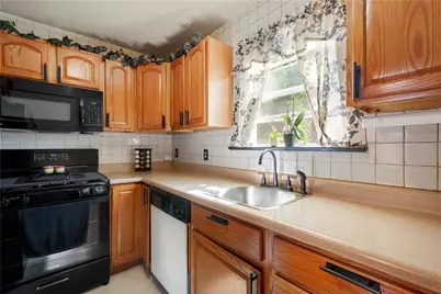 665 Mayville Ave, Pittsburgh, PA 15226 - Photo 13