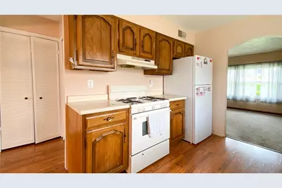 1916 South Dr, Hopewell Township, PA 15001 - Photo 11