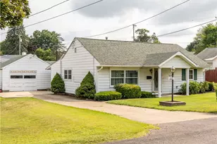 1916 South Dr, Hopewell Township, PA 15001 - Photo 3