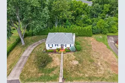2009 Mohawk Rd, Pittsburgh, PA 15241 - Photo 3